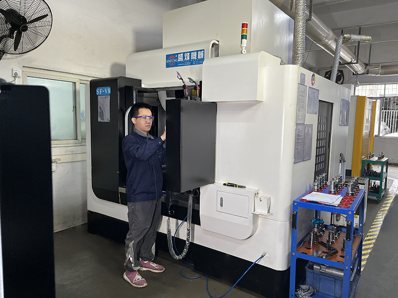 如何在CNC加工過程中監(jiān)控與調(diào)整?